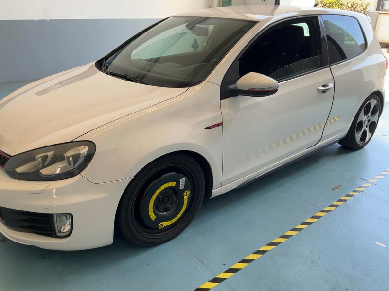 Volkswagen Golf VI 2.0 TSI GTI 2009 – снимка 2