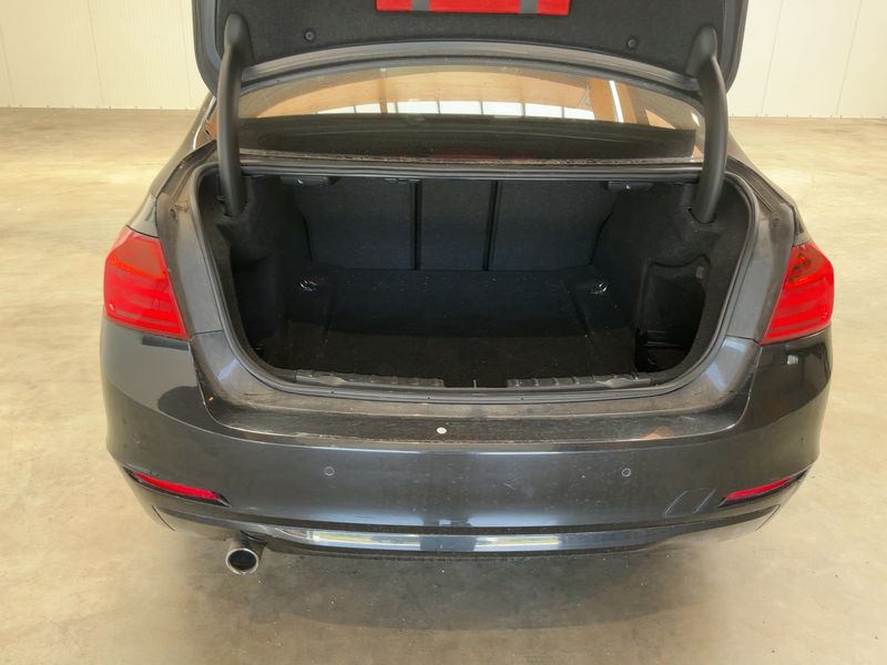 BMW 3er 320d EfficientDynamics Edition 2013 – снимка 15