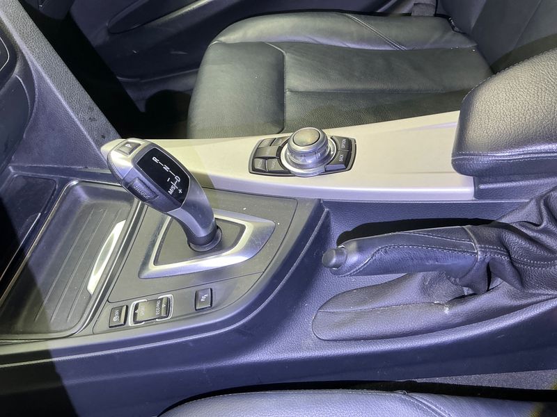 BMW 3er 320d EfficientDynamics Edition 2013 – снимка 41