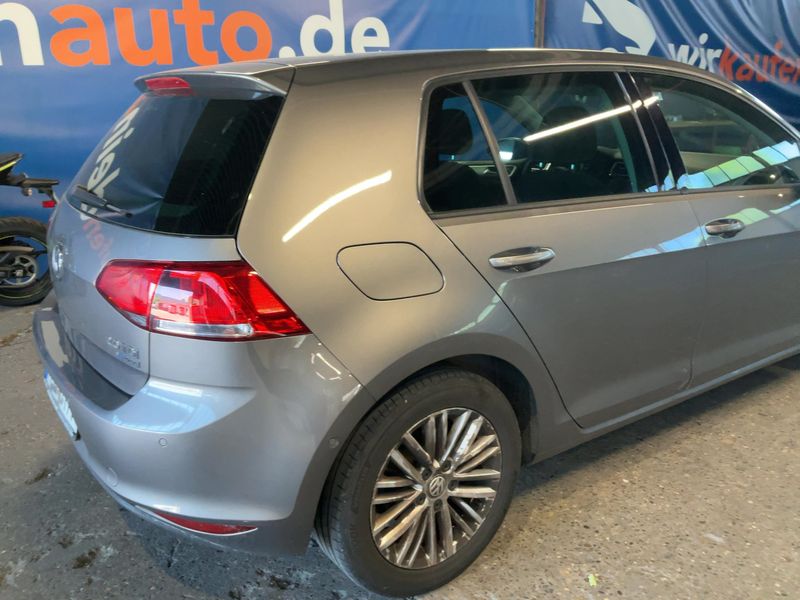 Volkswagen Golf VII 2.0 TDI Cup BlueMotion Tech 2014 – снимка 8
