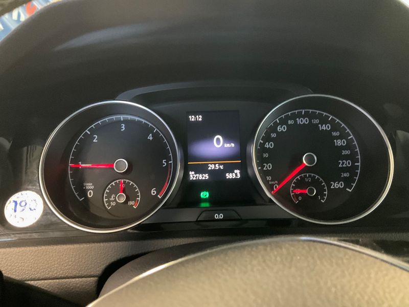 Volkswagen Golf VII 2.0 TDI Cup BlueMotion Tech 2014 – снимка 19