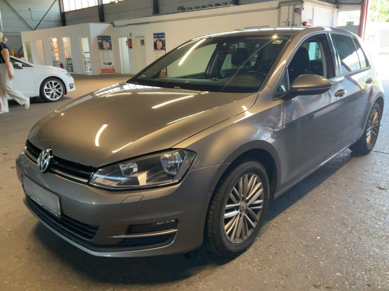 Volkswagen Golf VII 2.0 TDI Cup BlueMotion Tech 2014 – снимка 1
