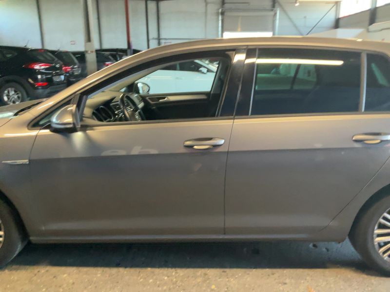 Volkswagen Golf VII 2.0 TDI Cup BlueMotion Tech 2014 – снимка 4