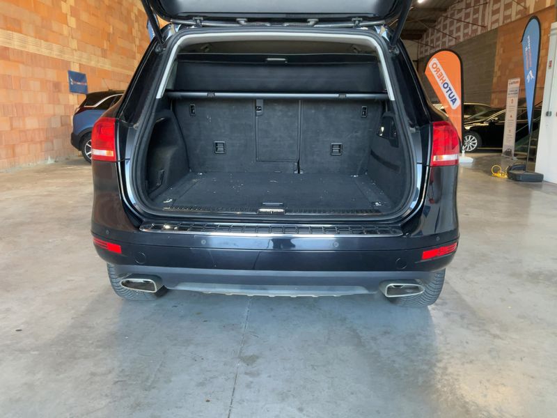 Volkswagen Touareg 3.0 V6 TDI BlueMotion Tech 2011 – снимка 15