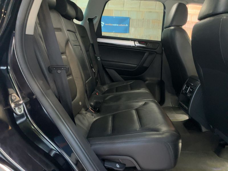 Volkswagen Touareg 3.0 V6 TDI BlueMotion Tech 2011 – снимка 19