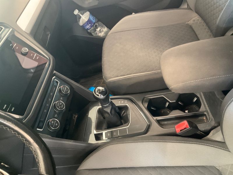 Volkswagen Tiguan 1.6 TDI Business BlueMotion Tech 2019 – снимка 27
