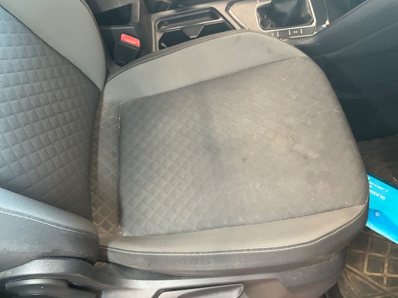 Volkswagen Tiguan 1.6 TDI Business BlueMotion Tech 2019 – снимка 24