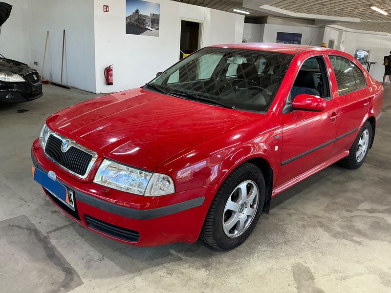 Skoda Octavia 1.8 Turbo Elegance 2002 – снимка 1