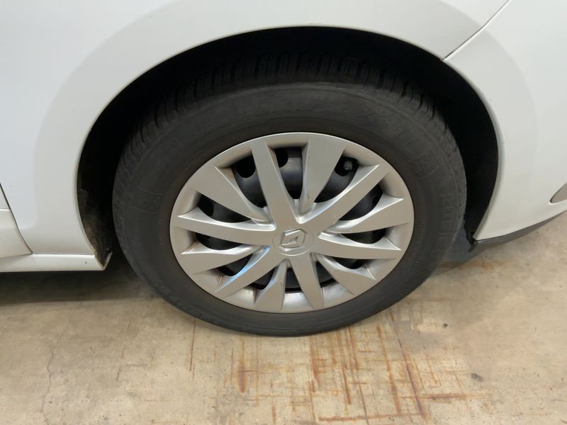 Renault Scenic 1.2 Authentique 2015 – снимка 11
