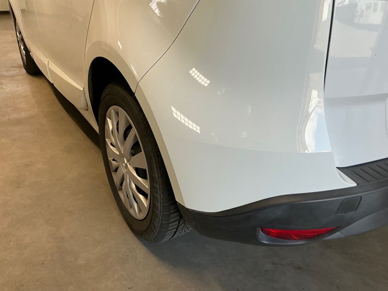 Renault Scenic 1.2 Authentique 2015 – снимка 25