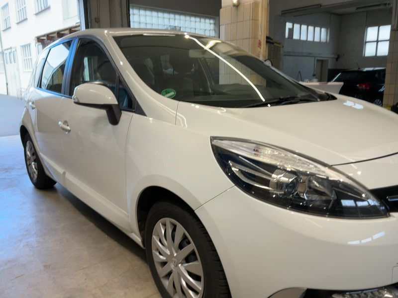 Renault Scenic 1.2 Authentique 2015 – снимка 12
