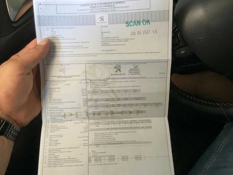 Peugeot 308 1.6 Blue-HDi Allure 2017 – снимка 21