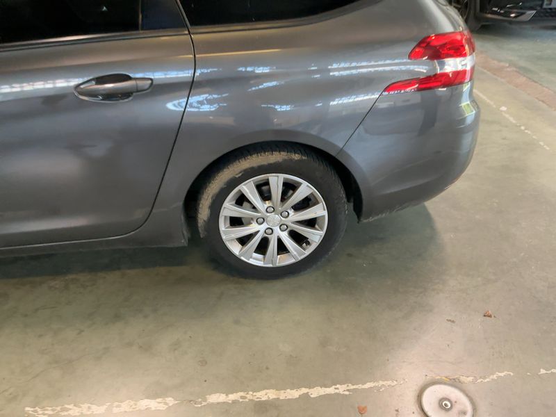 Peugeot 308 1.6 Blue-HDi Allure 2017 – снимка 5