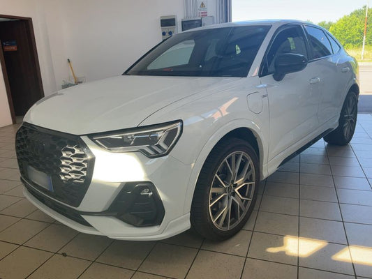 Audi Q3 Sportback 45 TFSIe S line 2024 – снимка 1