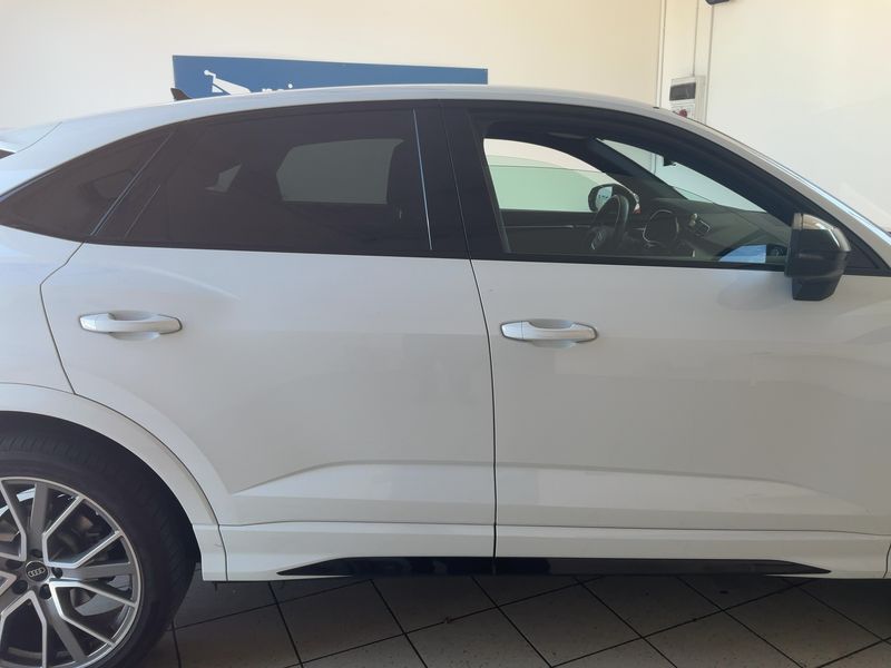 Audi Q3 Sportback 45 TFSIe S line 2024 – снимка 10