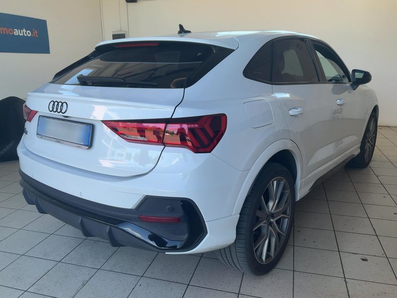 Audi Q3 Sportback 45 TFSIe S line 2024 – снимка 8