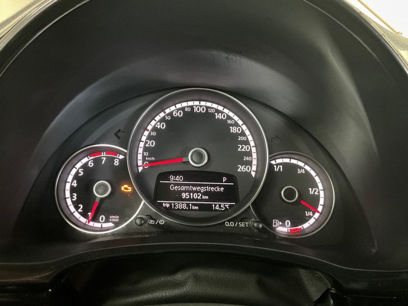 Volkswagen Beetle 1.2 TSI BlueMotion Tech 2016 – снимка 19