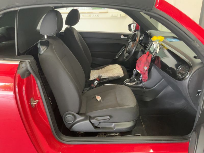Volkswagen Beetle 1.2 TSI BlueMotion Tech 2016 – снимка 17