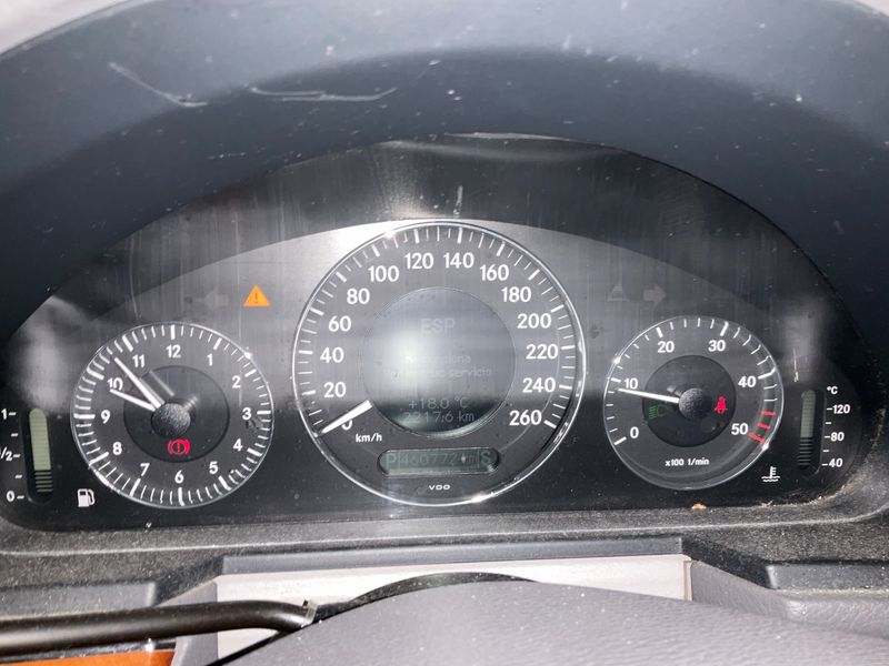 Mercedes-Benz E-Klasse E 220 CDI Elegance 2007 – снимка 4