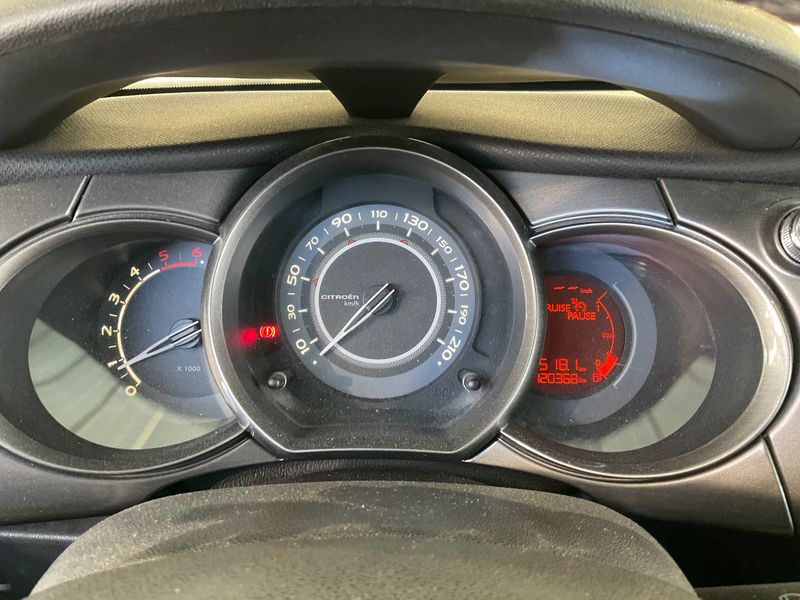 Citroen C3 1.4 HDi Exclusive 2011 – снимка 18