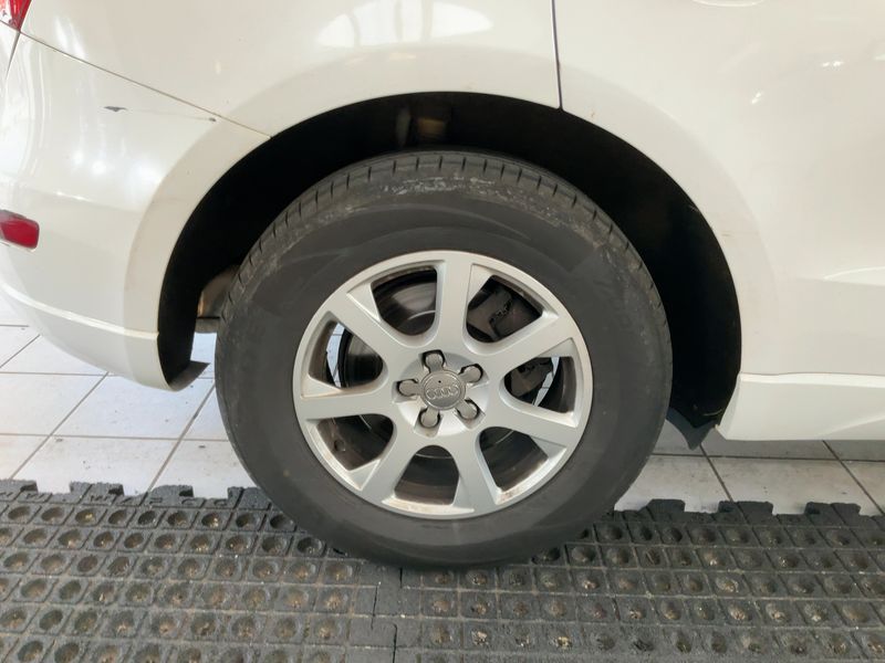 Audi Q5 3.0 V6 TDI quattro 2010 – снимка 9