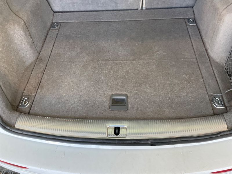 Audi Q5 3.0 V6 TDI quattro 2010 – снимка 35