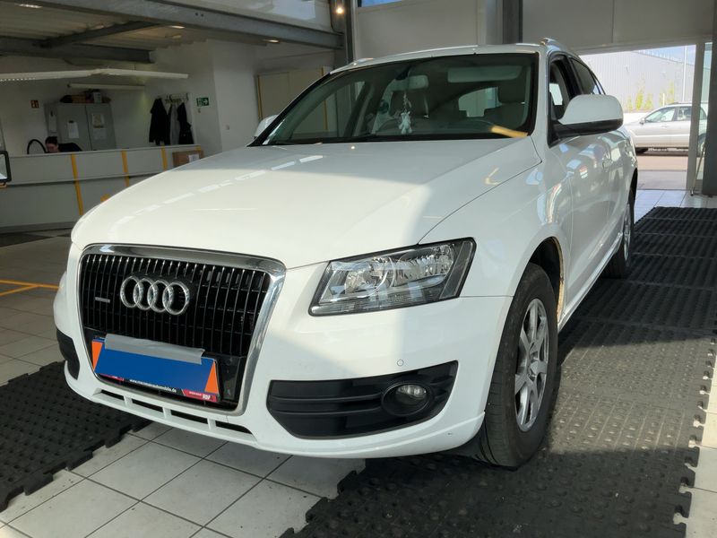 Audi Q5 3.0 V6 TDI quattro 2010 – снимка 1