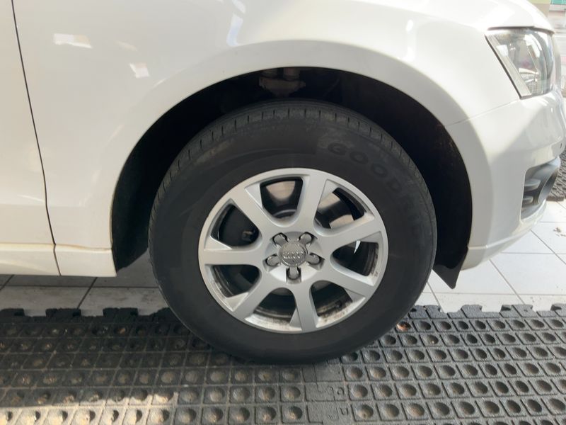 Audi Q5 3.0 V6 TDI quattro 2010 – снимка 11