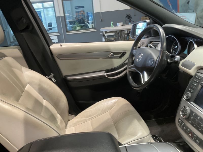 Mercedes-Benz R-Klasse R 350 CDI 4Matic 2011 – снимка 32