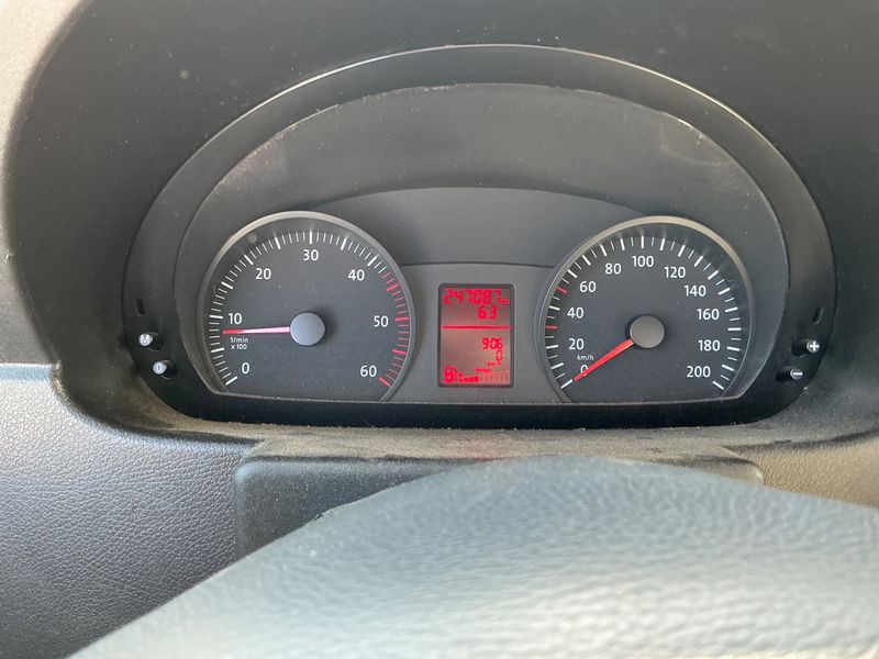 Volkswagen Crafter 2.5 TDI DPF Pritsche 35 mittlerer Radstand 2010 – снимка 18