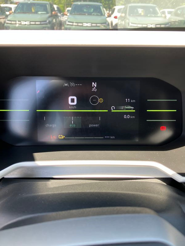 Dacia Spring electric drive 33 kW Expression 2025 – снимка 12
