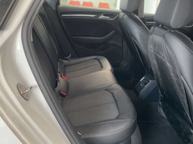 Audi A3 Limousine 1.6 TDI Design 2018 – снимка 19