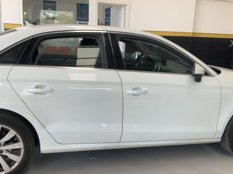 Audi A3 Limousine 1.6 TDI Design 2018 – снимка 10