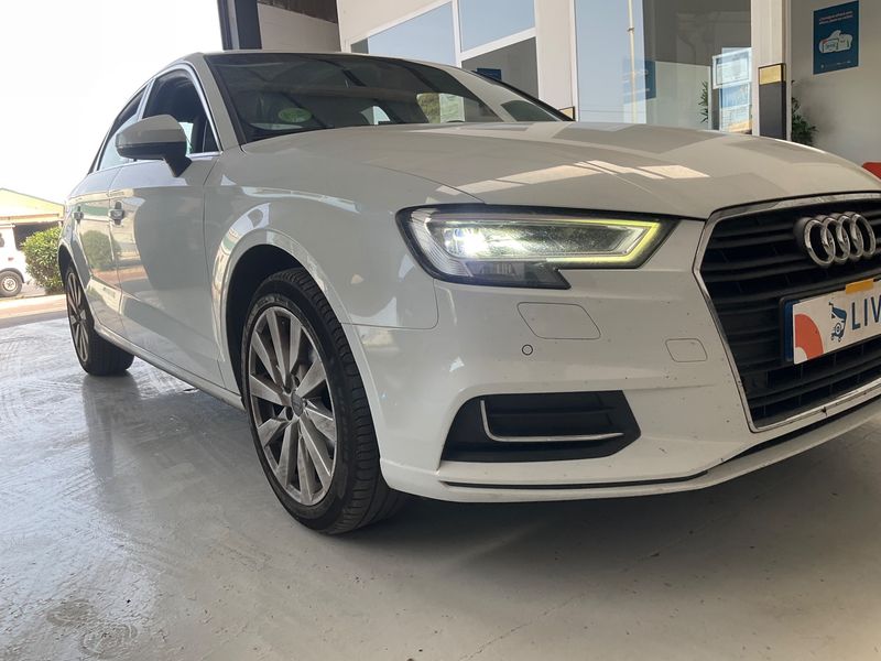 Audi A3 Limousine 1.6 TDI Design 2018 – снимка 12