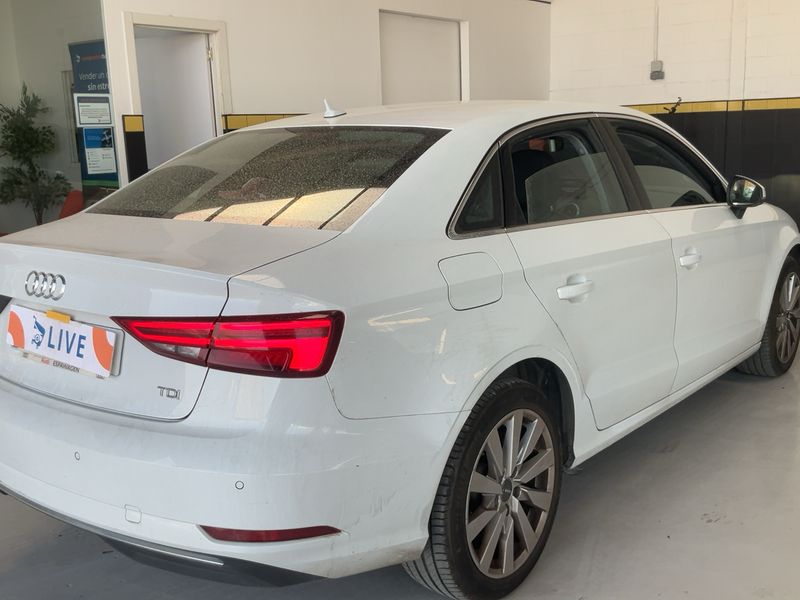 Audi A3 Limousine 1.6 TDI Design 2018 – снимка 8