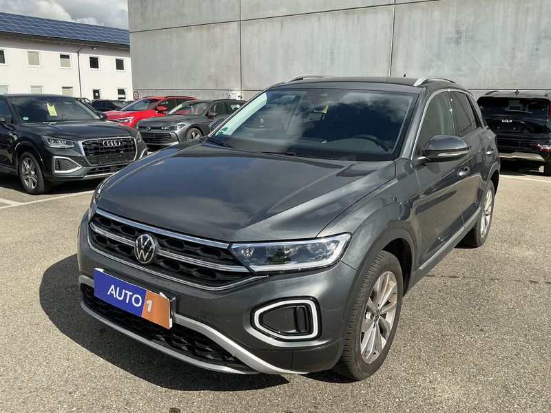 Volkswagen T-Roc 1.5 TSI ACT Style 2025 – снимка 2