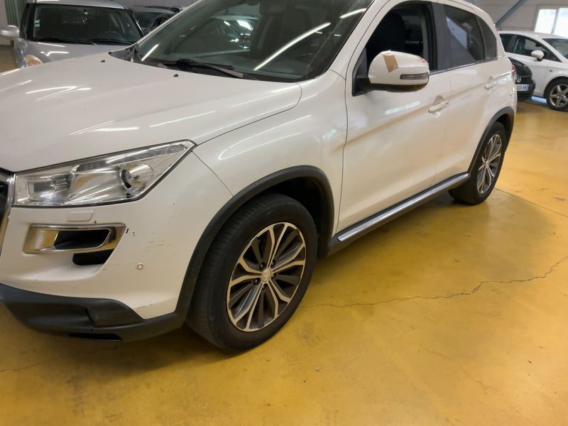 Peugeot 4008 1.6 HDi 2014 – снимка 2