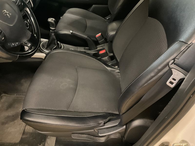 Peugeot 4008 1.6 HDi 2014 – снимка 27
