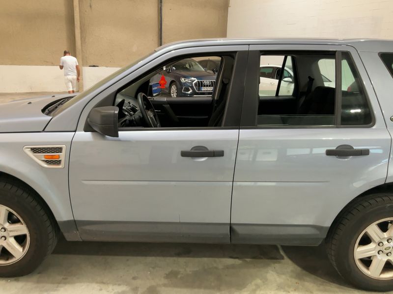Land Rover Freelander 2.2 Td4 S 2008 – снимка 4