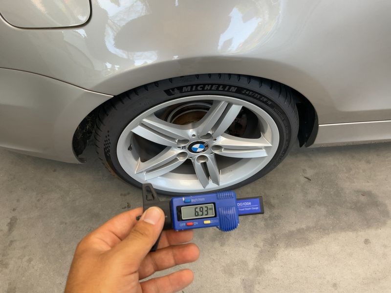 BMW 1er 125i 2010 – снимка 9
