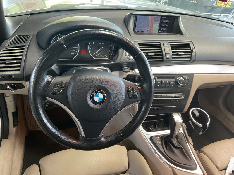 BMW 1er 125i 2010 – снимка 17
