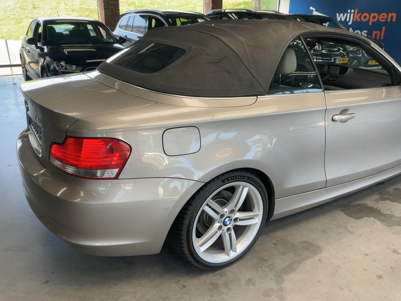BMW 1er 125i 2010 – снимка 8