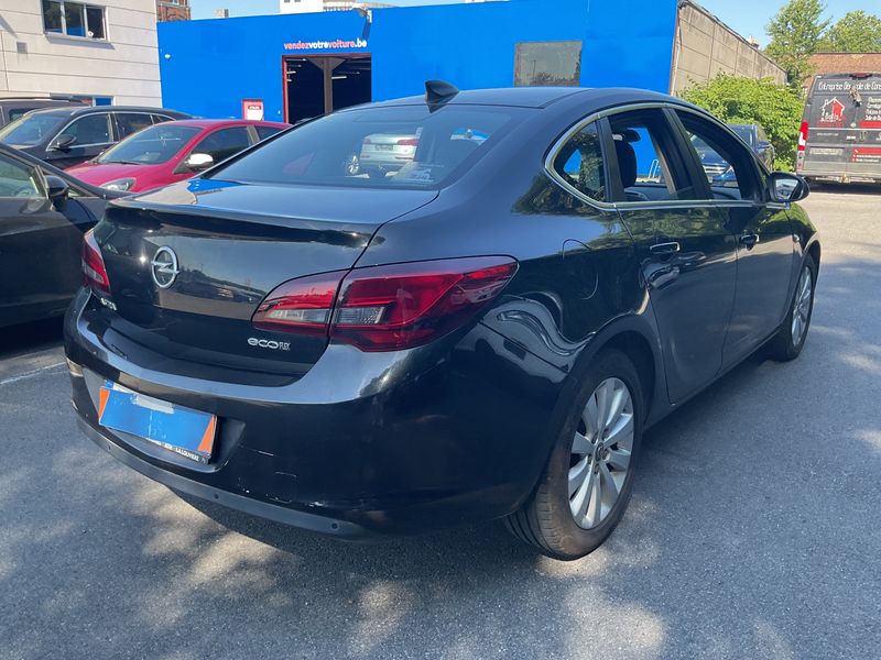 Opel Astra 1.6 CDTI DPF Edition ecoFlex 2016 – снимка 2