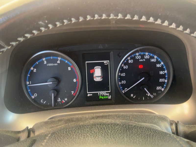Toyota RAV 4 2.0 D-4D Lounge 2016 – снимка 18