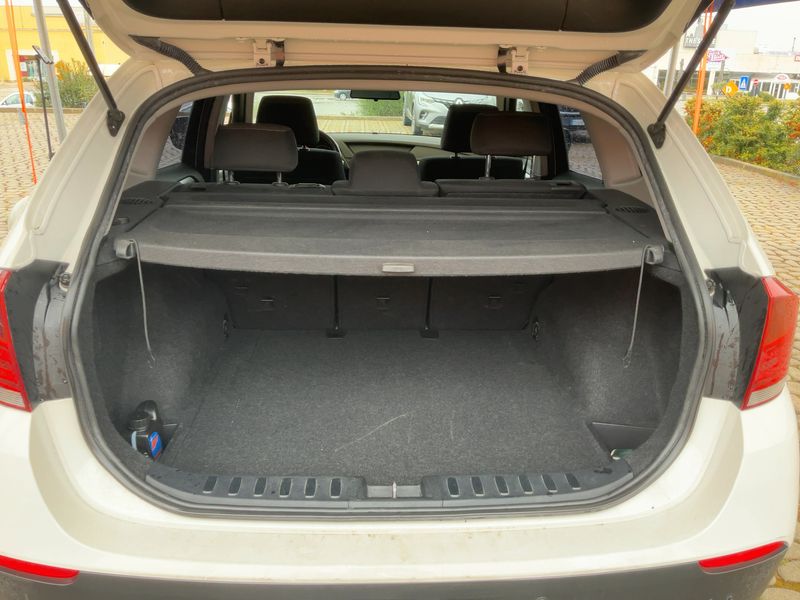 BMW X1 sDrive 18d 2011 – снимка 15
