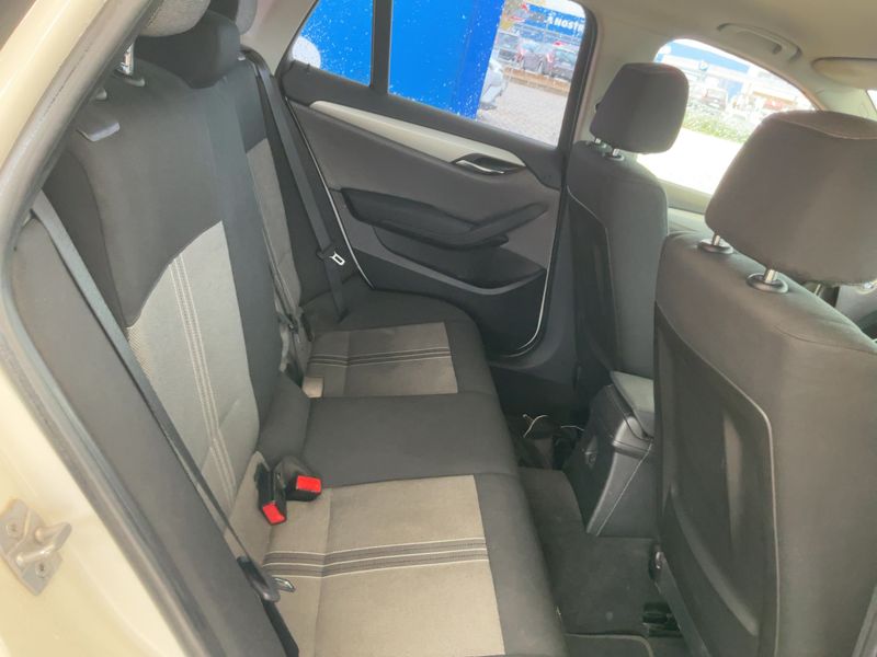 BMW X1 sDrive 18d 2011 – снимка 19