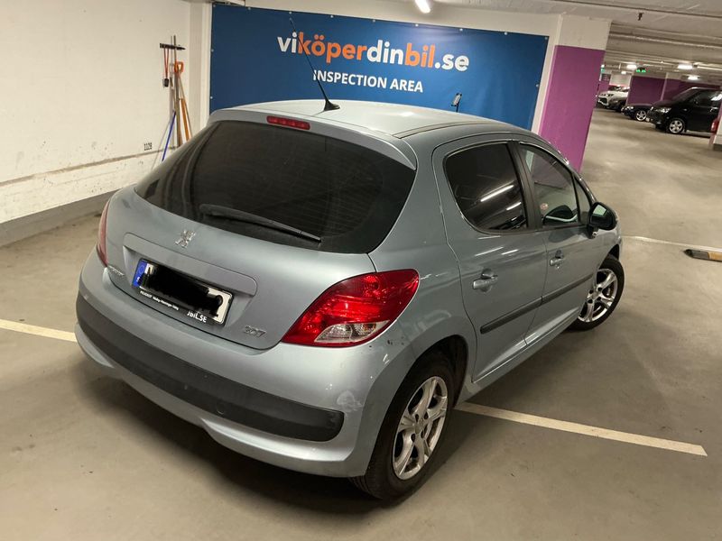Peugeot 207 1.4 HDi Tendance 2010 – снимка 2