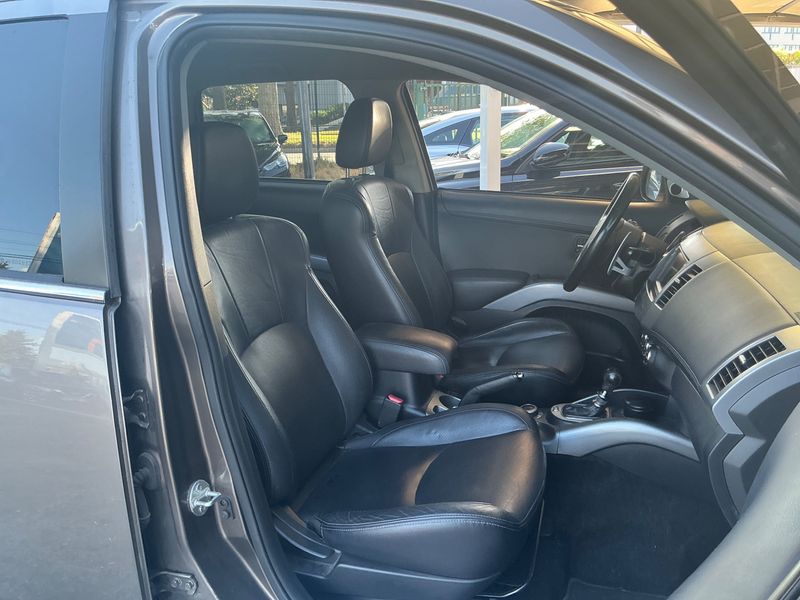 Peugeot 4007 2.2 HDi Drive Tech 2012 – снимка 3