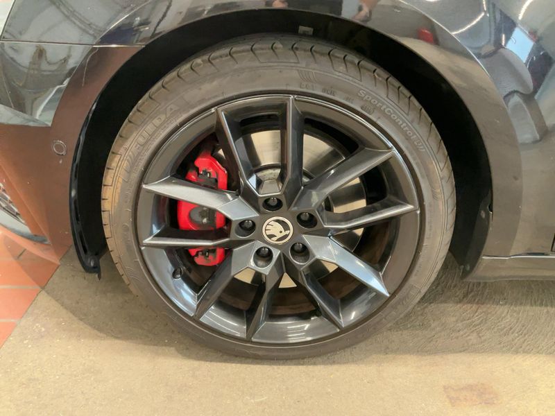 Skoda Octavia 2.0 TSI RS 2017 – снимка 3