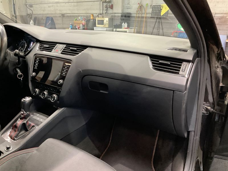 Skoda Octavia 2.0 TSI RS 2017 – снимка 24